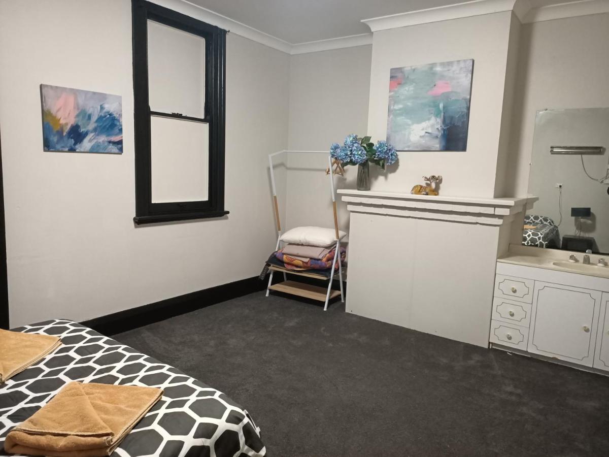 Imperial Hotel Coonabarabran Buitenkant foto
